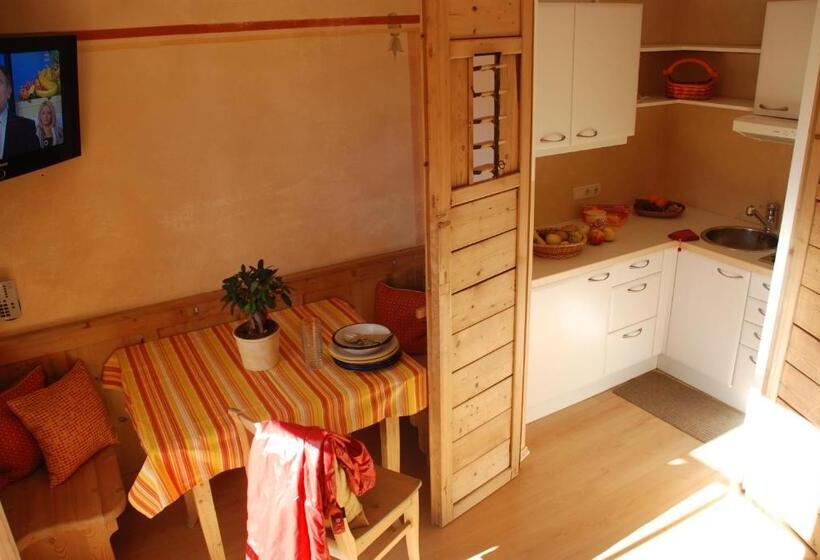 דירה בת חדר שינה 1 עם מרפסת, Piccolohotel Tempele Residence