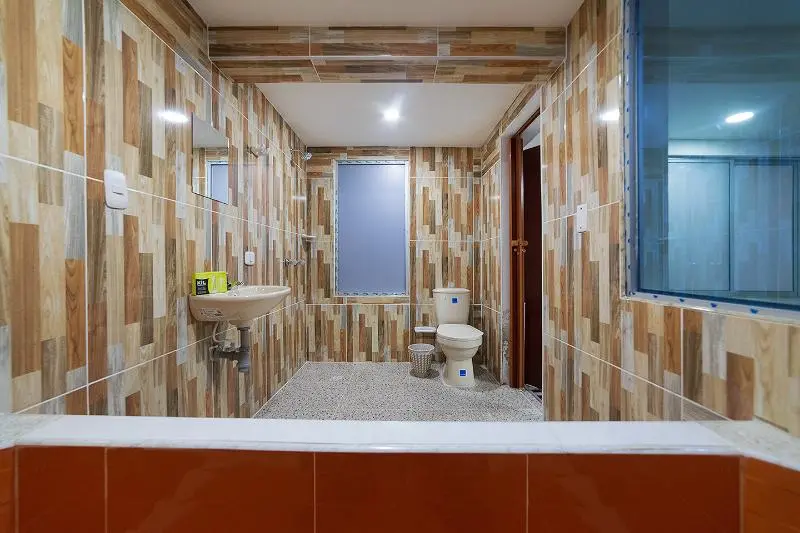 سوییت, Ayenda 1122 Victoria