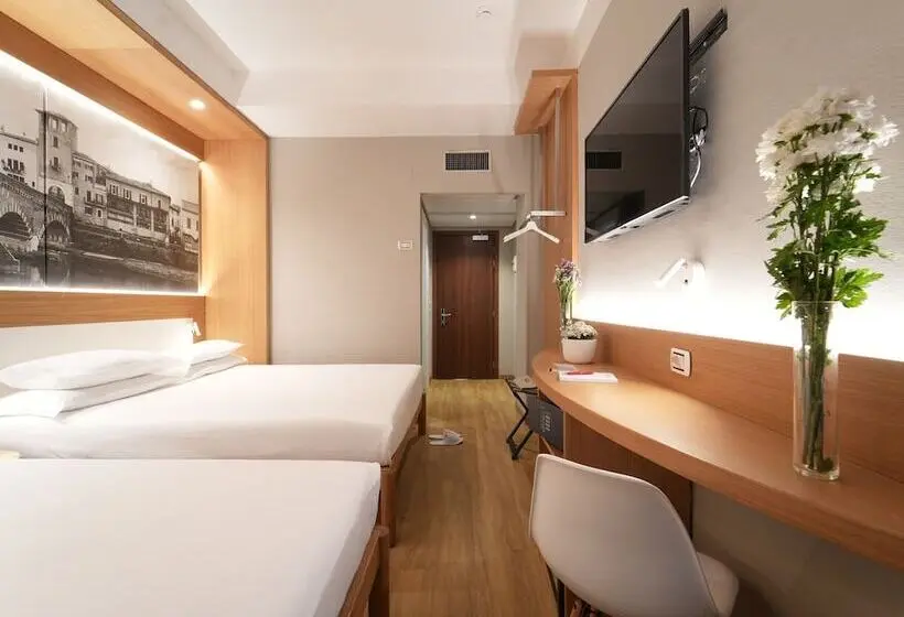 اتاق لوکس, Cavallo Hotel Verona Est