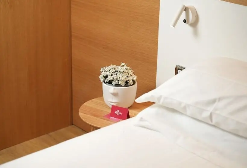 سوییت جونیور, Cavallo Hotel Verona Est