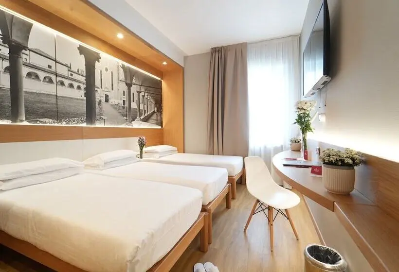 اتاق راحتی سه تخته, Cavallo Hotel Verona Est