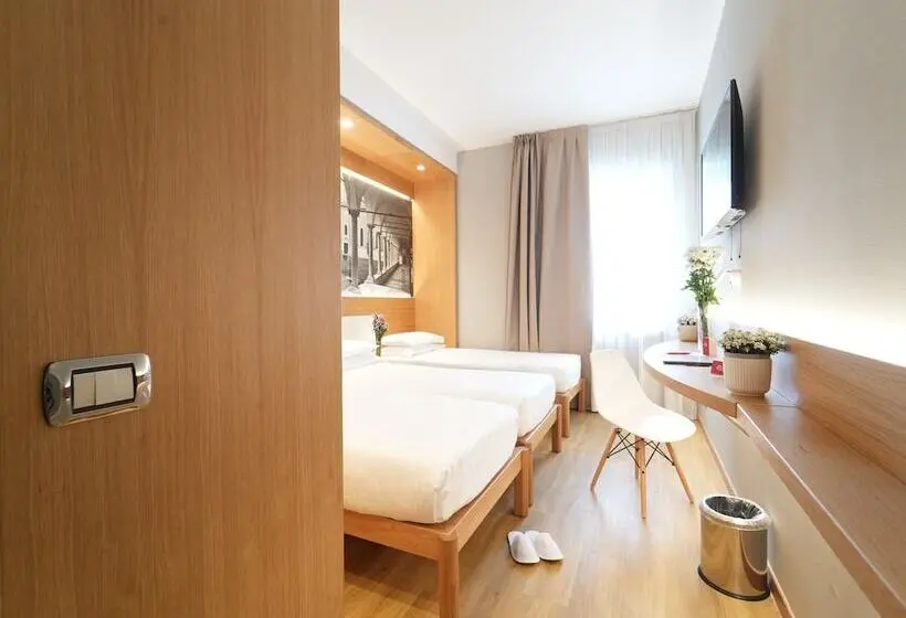 اتاق راحتی سه تخته, Cavallo Hotel Verona Est