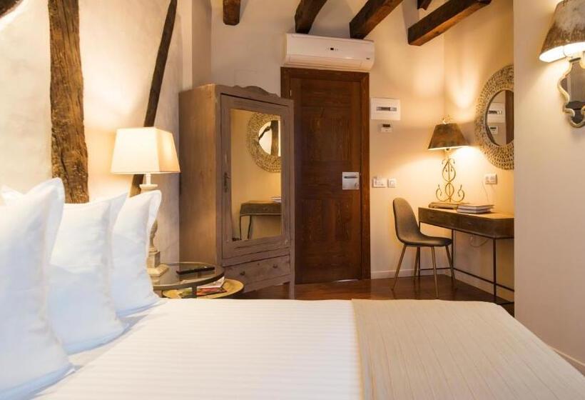 اتاق استاندارد یک نفره, Abad Toledo