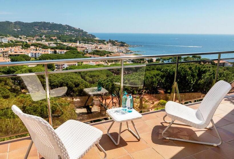 高级海景房, Garbi