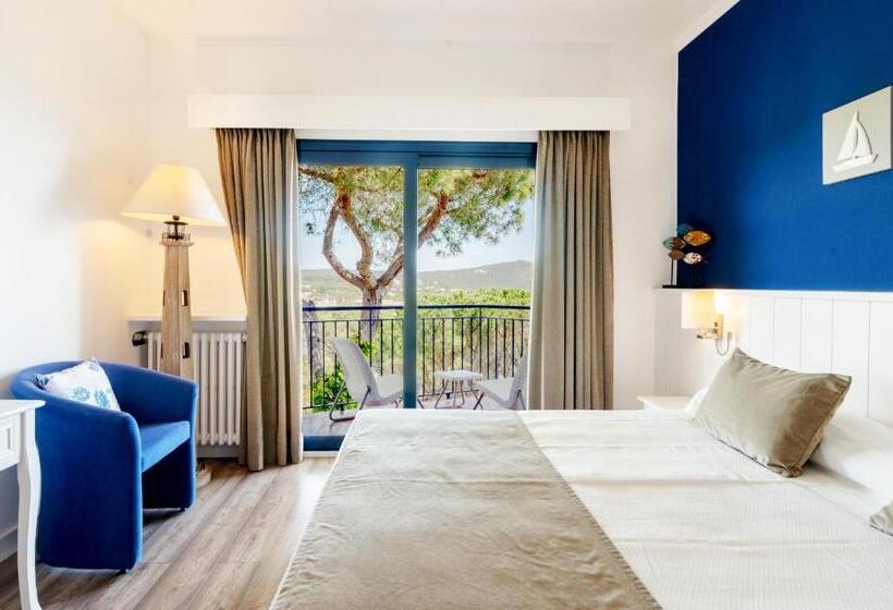 חדר דלוקס עם מרפסת נוף לים, Garbi