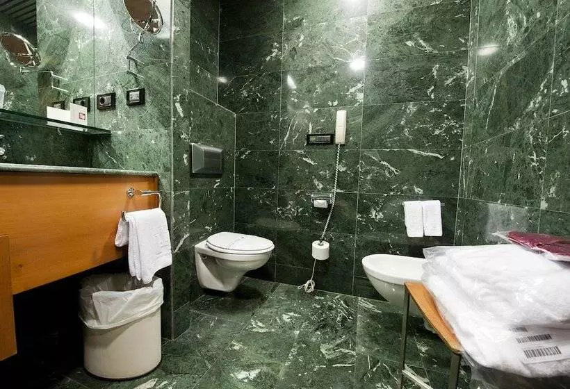 اتاق سوپریور, Gran Hotel Lakua