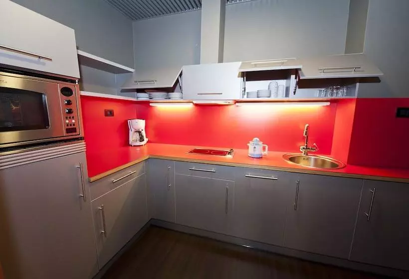 1 Bedroom Apartment