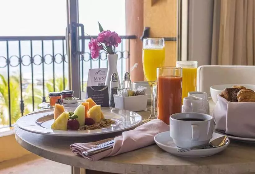 اتاق کلاب, Grand Fiesta Americana Los Cabos All Inclusive Golf & Spa