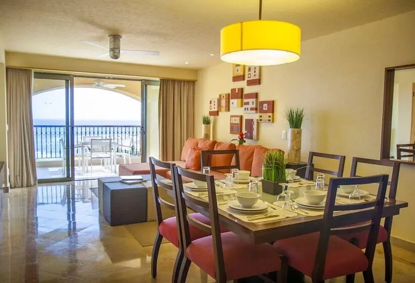 سوییت خانوادگی, Grand Fiesta Americana Los Cabos All Inclusive Golf & Spa