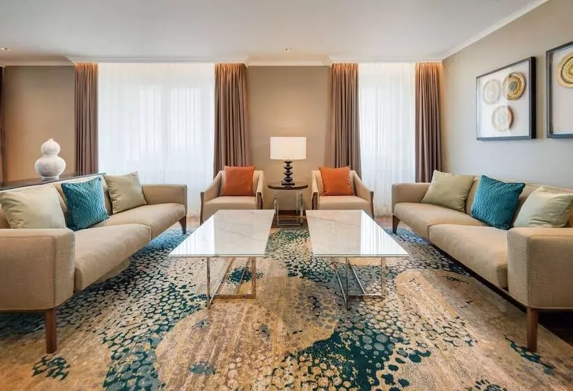 Presidenttisviitti, Jw Marriott Bucharest Grand