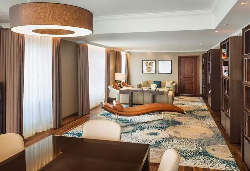 Presidenttisviitti, Jw Marriott Bucharest Grand