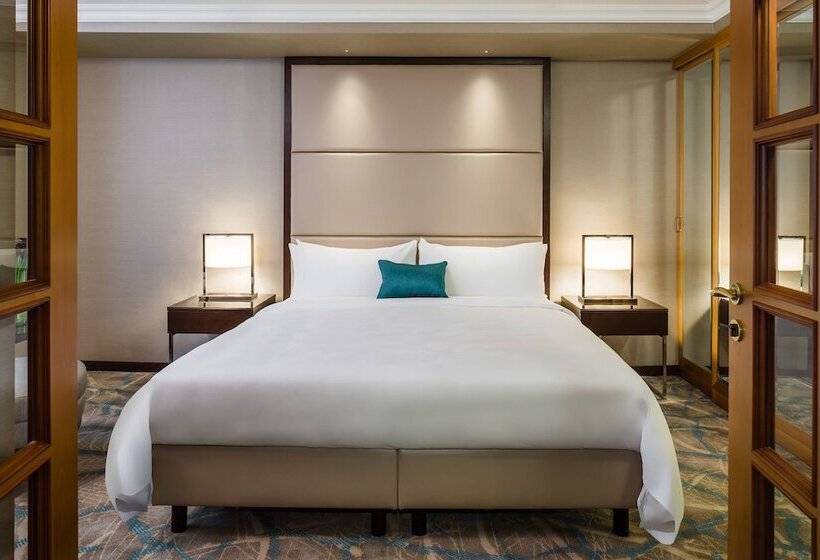 سوییت اجرایی, Jw Marriott Bucharest Grand