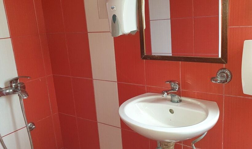 اتاق استاندارد یک نفره, Kapistec Skopje