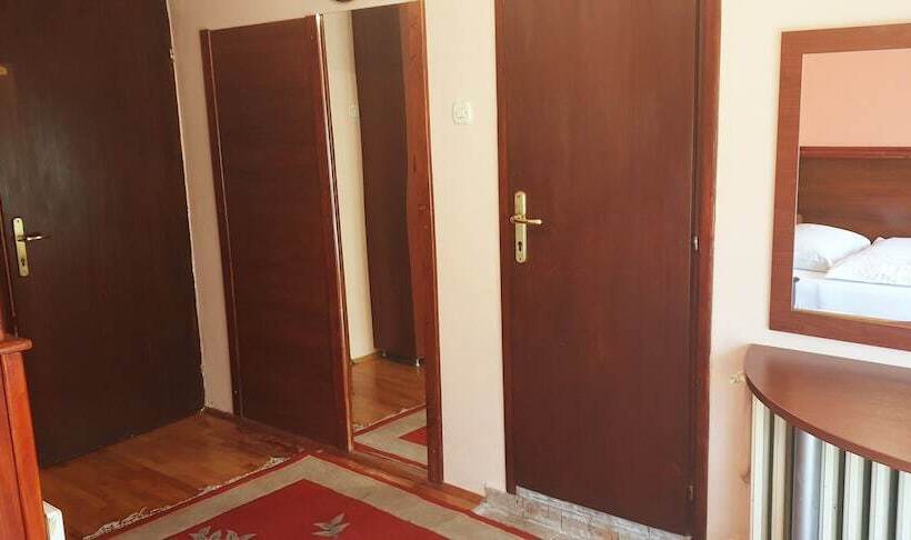 اتاق استاندارد یک نفره, Kapistec Skopje