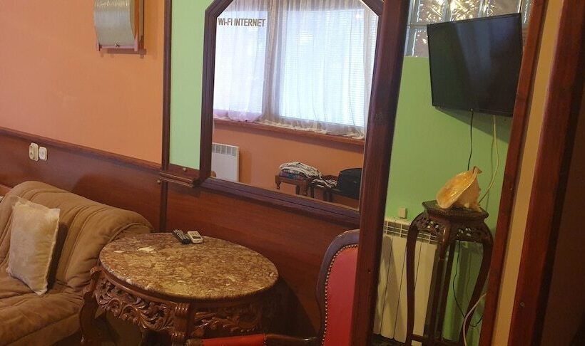 اتاق راحتی, Kapistec Skopje