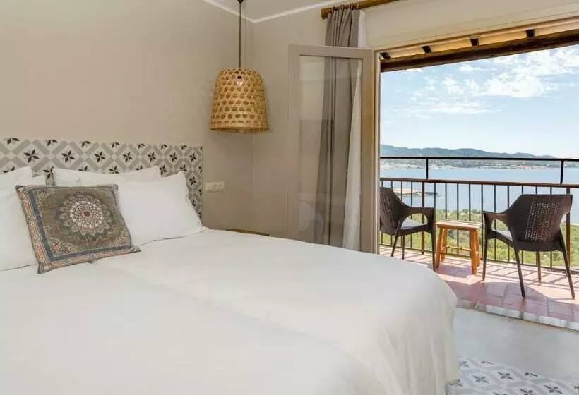 Standard Room with Views