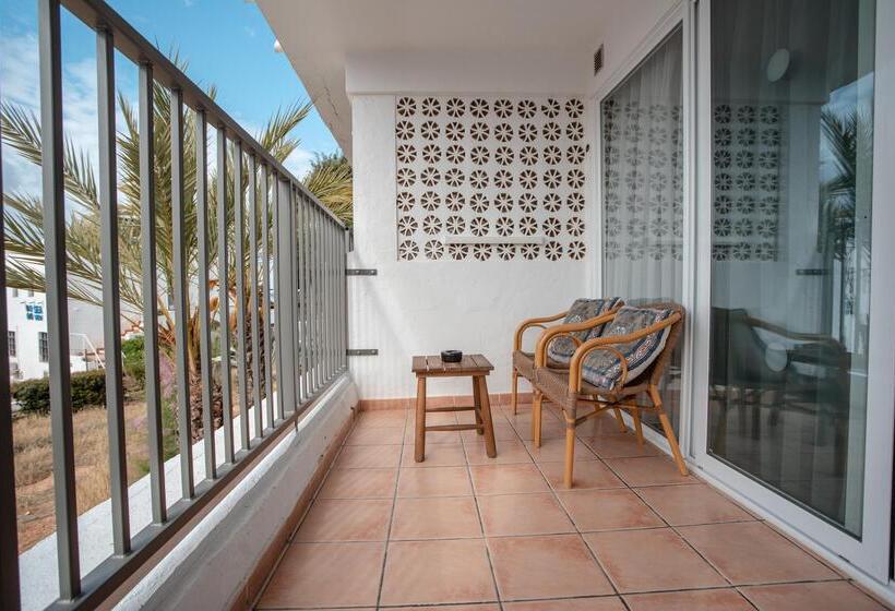 Номер Стандарт Вид на Сад, Marble Stella Maris Ibiza