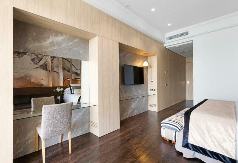 Номер Superior Вид на Море, Pure Salt Port Adriano  Adults Only