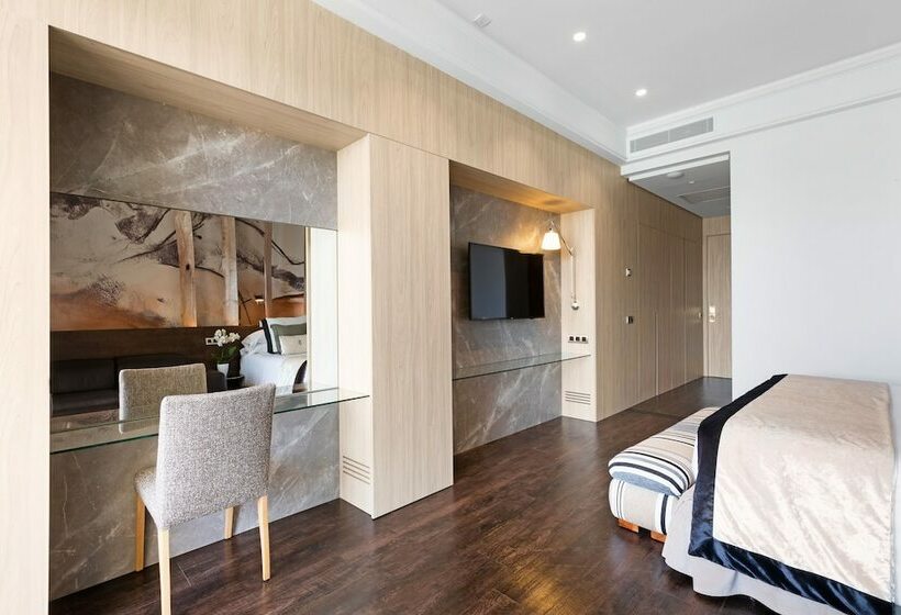 オーシャンビュースーペリアールーム, Pure Salt Port Adriano  Adults Only