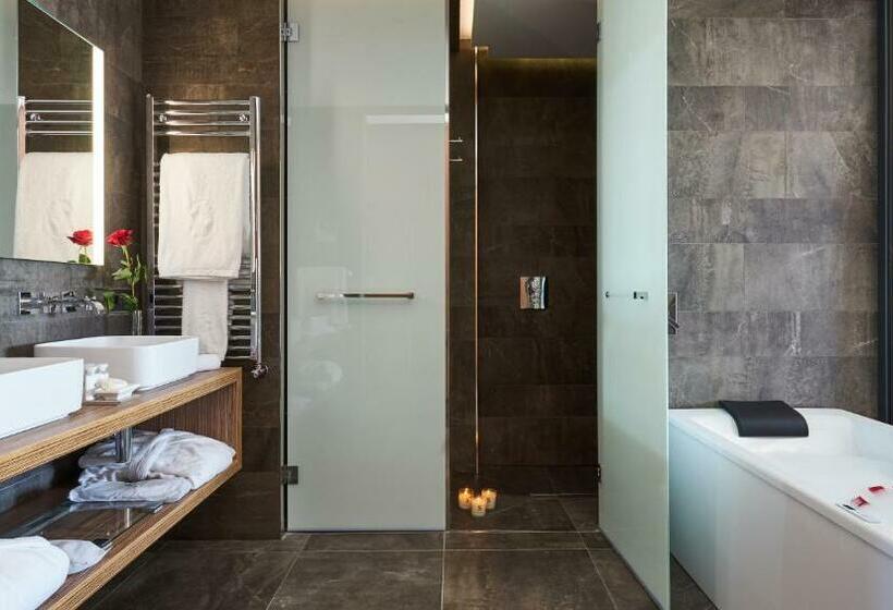 オーシャンビュージュニアスイート, Pure Salt Port Adriano  Adults Only