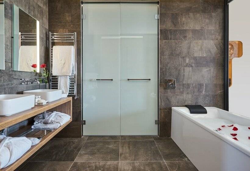 オーシャンビュージュニアスイート, Pure Salt Port Adriano  Adults Only