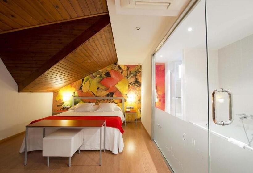 Пентхаус, Restaurant Pessets & SPA