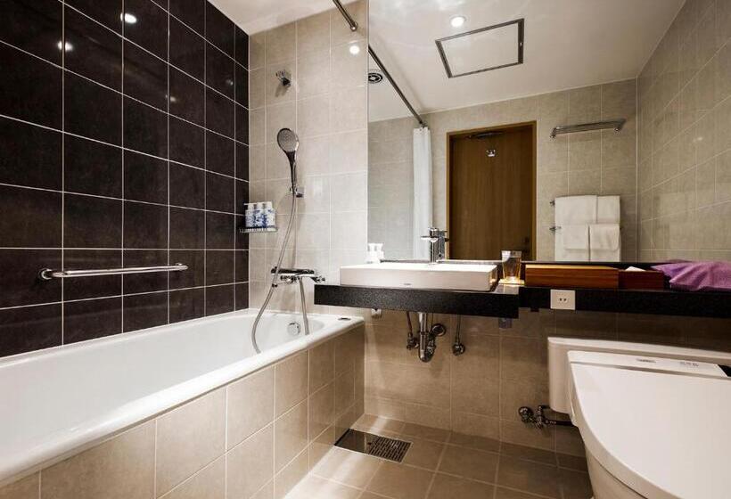 اتاق استاندارد با تخت بزرگ, Rihga Royal Hotel Kyoto