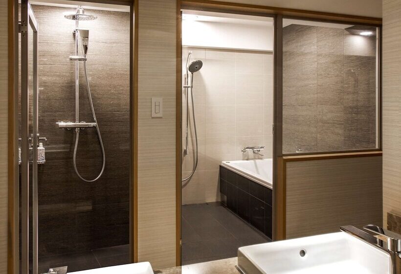 اتاق لوکس خانوادگی, Rihga Royal Hotel Kyoto