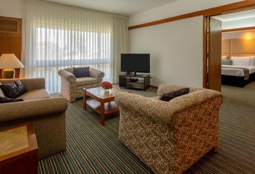 Президентский Люкс, Sonesta Hotel El Olivar