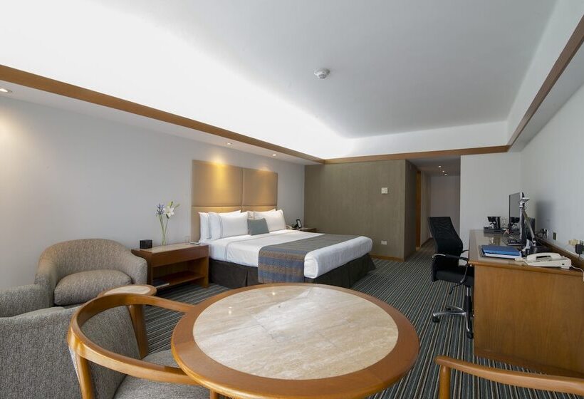 Номер Executive, Sonesta Hotel El Olivar