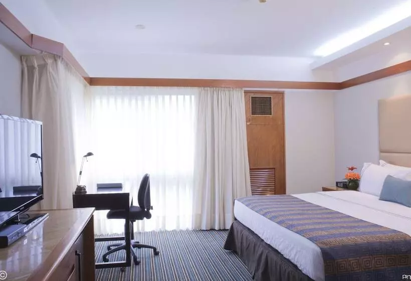 اتاق اجرایی, Sonesta Hotel El Olivar