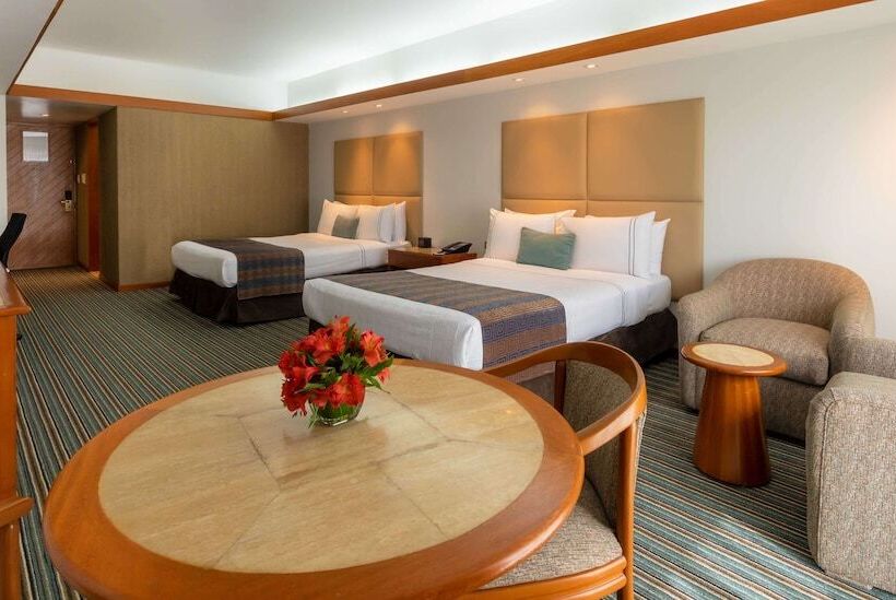 Номер Executive, Sonesta Hotel El Olivar