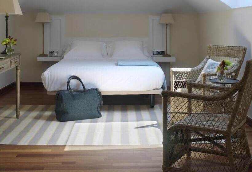 חדר אקזקיוטיב, Villa Rosario, Palacete