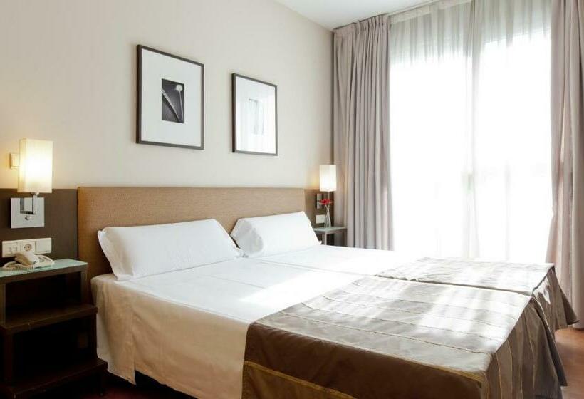 سوییت جونیور, Vertice Sevilla