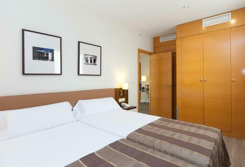 سوییت جونیور, Vertice Sevilla