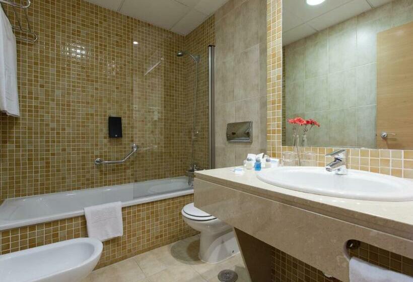 سوییت جونیور, Vertice Sevilla