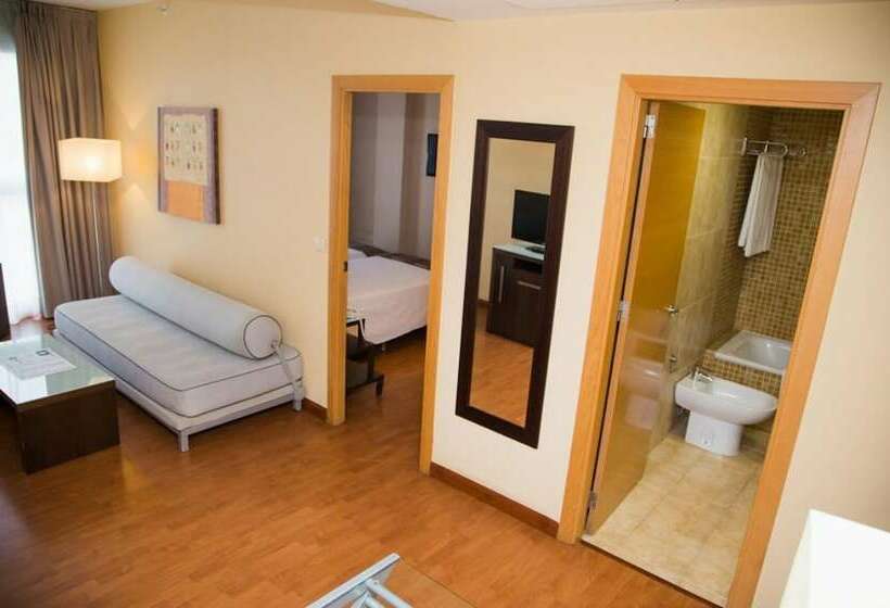 سوییت جونیور, Vertice Sevilla