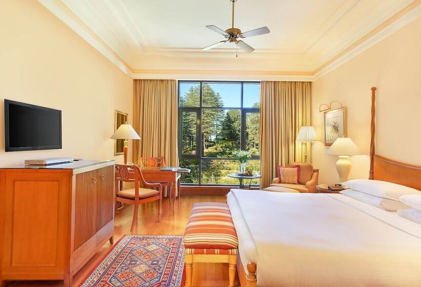 اتاق لوکس با چشمانداز باغ, Wildflower Hall, An Oberoi Resort, Shimla