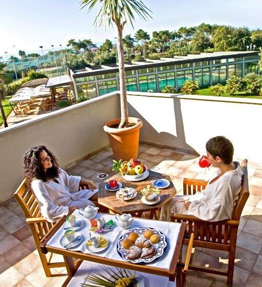 جناح عائلي, Villa Undulna  Terme Della Versilia