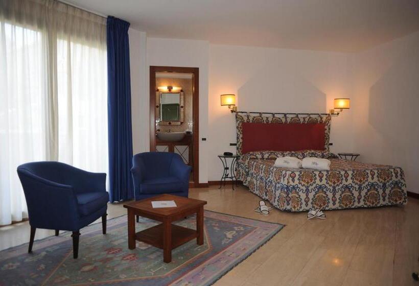 غرفة قياسية مزوَّدة بتراس, Villa Undulna  Terme Della Versilia