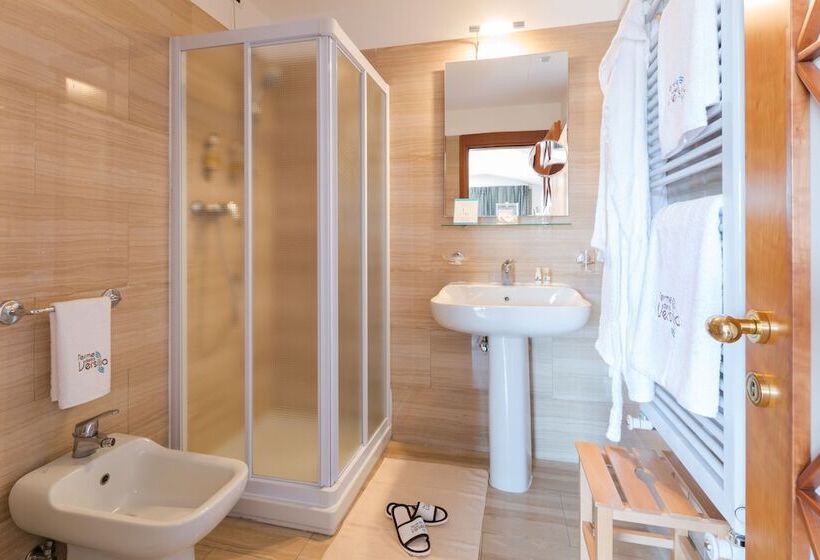 غرفة قياسية مزوَّدة بتراس, Villa Undulna  Terme Della Versilia