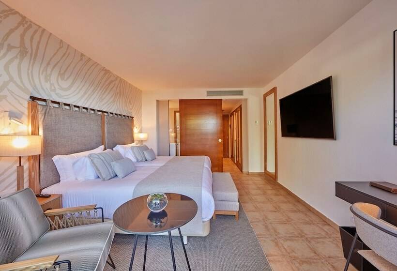 标准间带游泳池, Secrets Lanzarote Resort & Spa   Adults Only