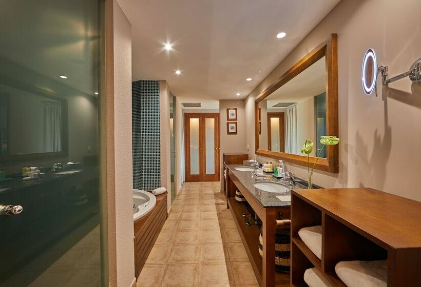 סוויטת קלאב, Secrets Lanzarote Resort & Spa   Adults Only