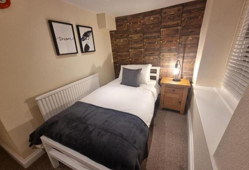 غرفة قياسية فردية, Unicorn Inn