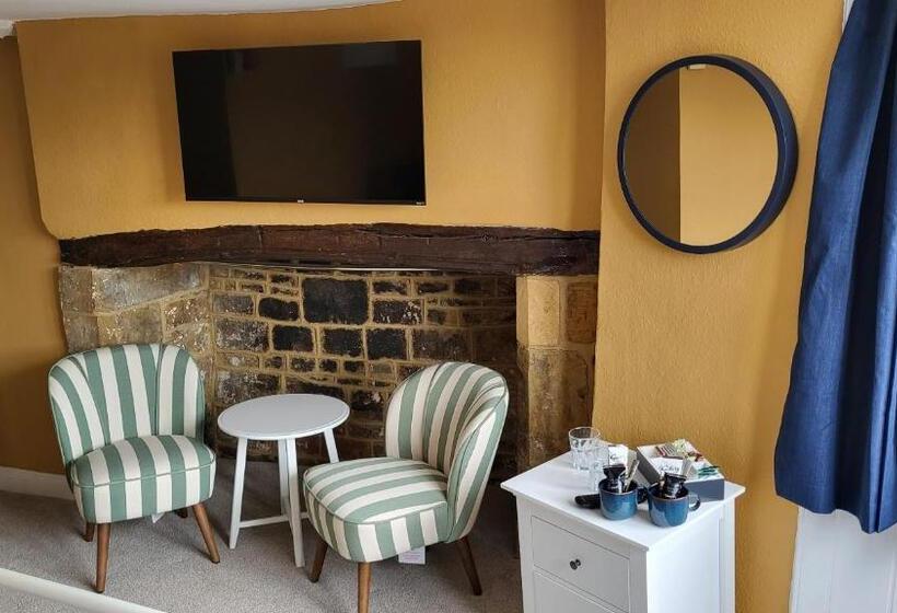 غرفة سوبيريور سرير كينج, Unicorn Inn