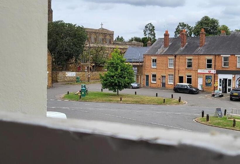 غرفة قياسية فردية, Unicorn Inn