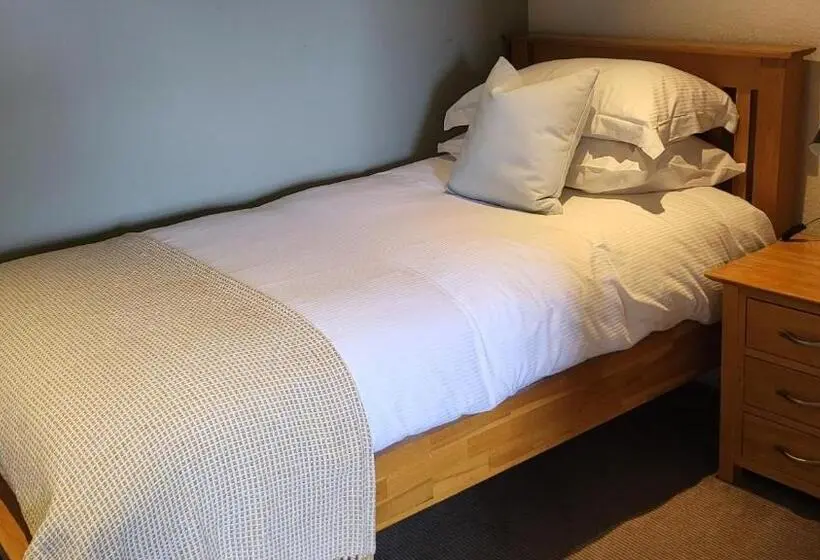 スーペリアトリプルルーム, Unicorn Inn