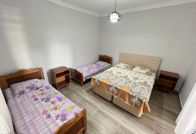 اتاق خانوادگی با سرویس بهداشتی مشترک, Guest House In Gonio