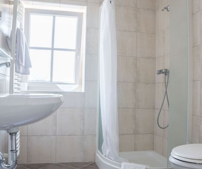 اتاق استاندارد, Morea