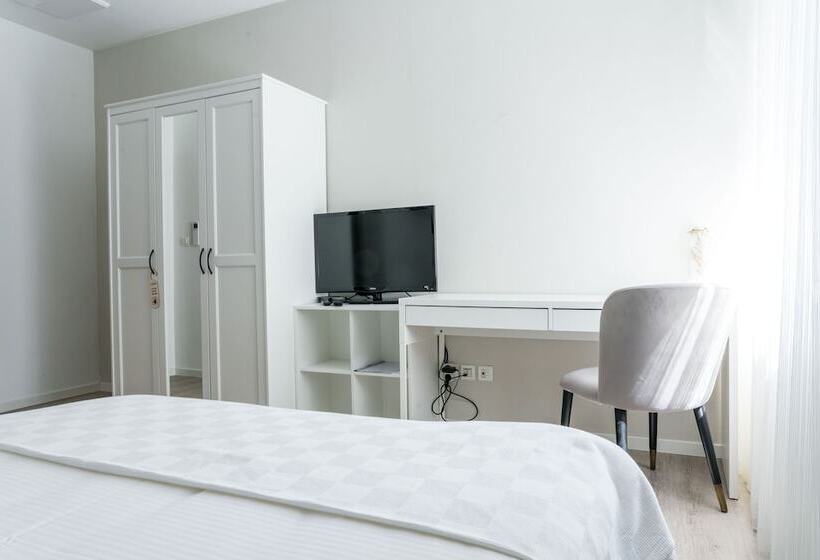 اتاق سوپریور, Morea